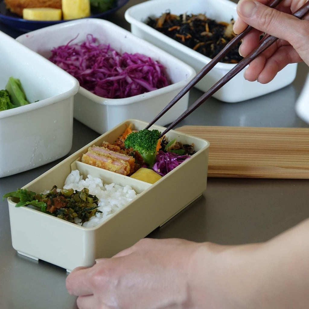 Japanese Lunch Box - Wooden-lid (Beige)