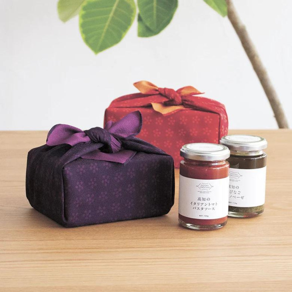 Reversible Furoshiki - Japanese Apricot (Rikyubai)