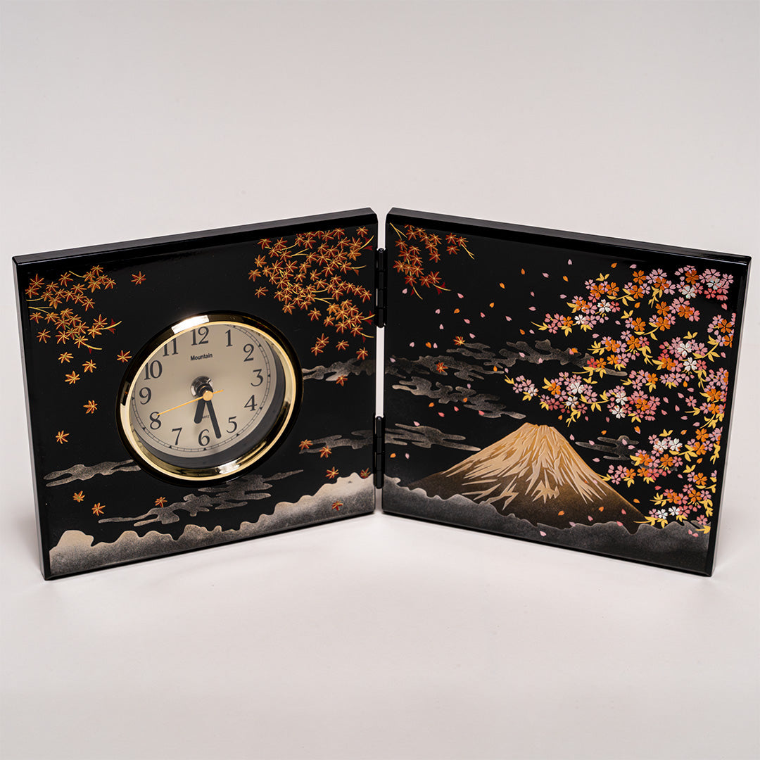 Folding Screen Clock | Umami Square