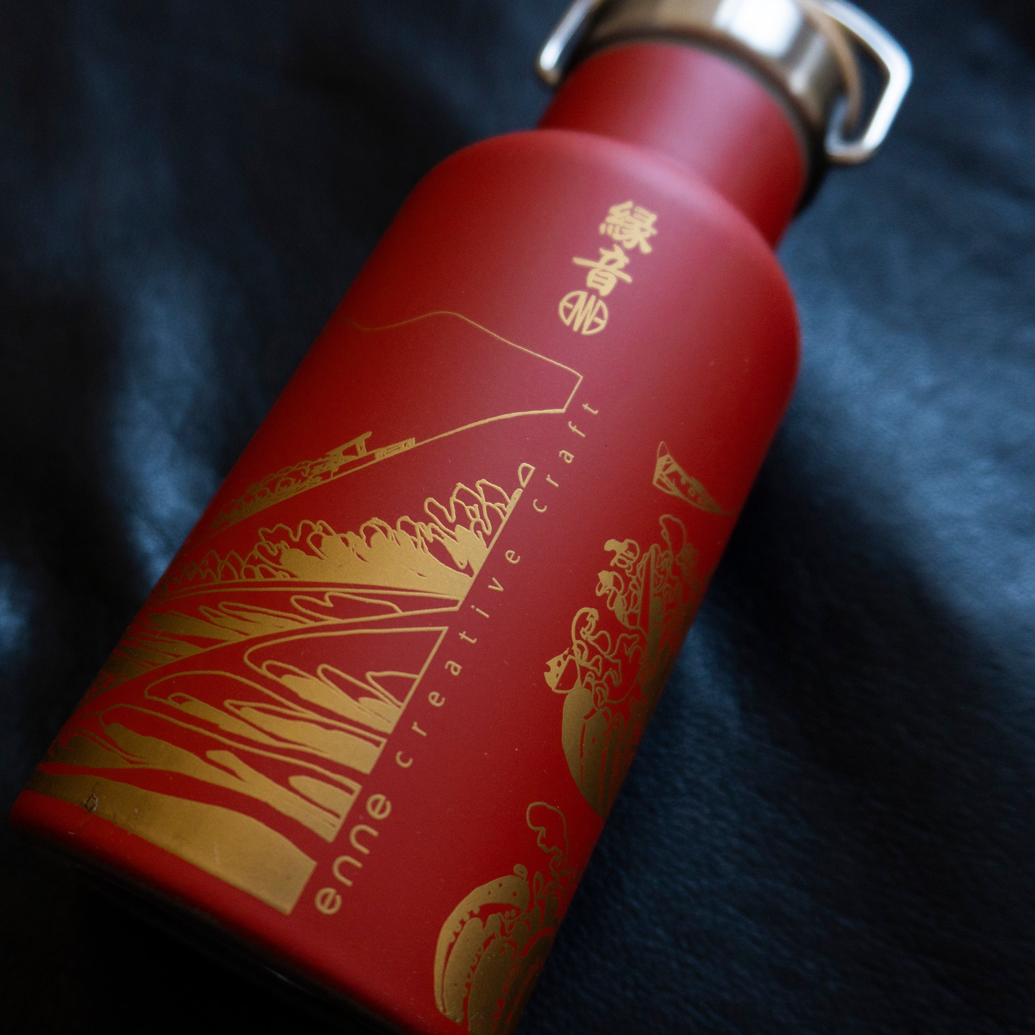 stainless steel water bottle | Umami Square