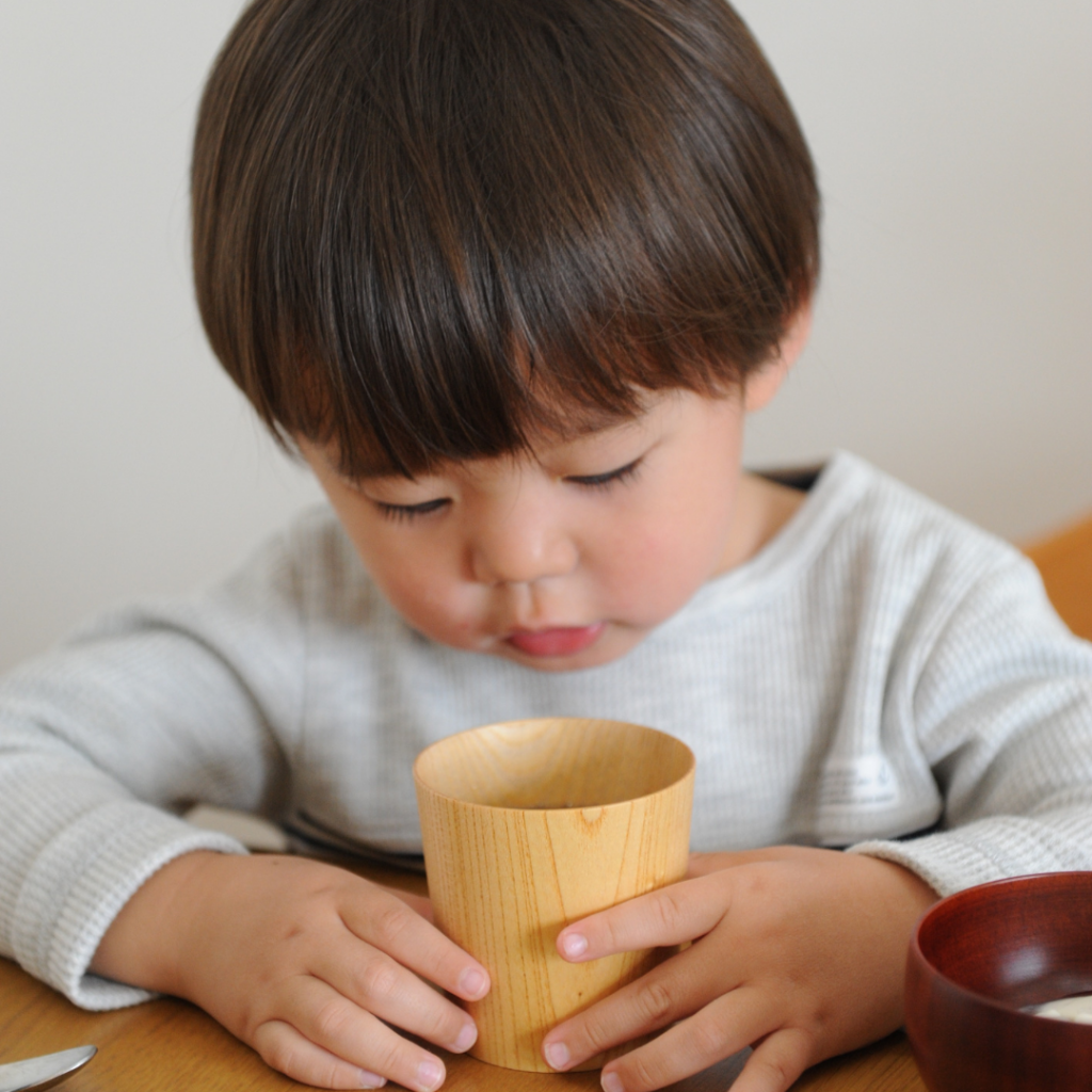 Wooden Cup by Shirasagi