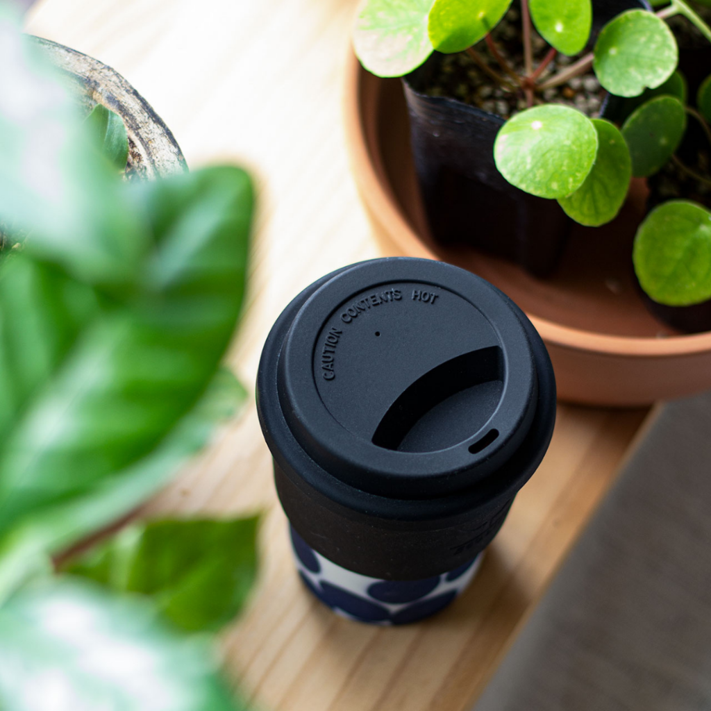 Modern Series Cup with Lid - River